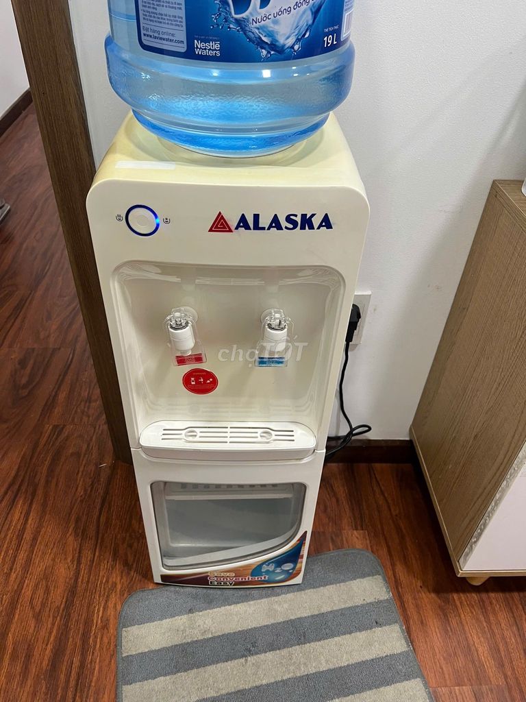 Cây nước nóng lạnh Alaska 19L Trắng. Mua bán Nội thất, đồ gia dụng khác tại Thành phố Thủ Đức Tp Hồ Chí Minh được đăng bởi Thi Nga NGUYEN hình 1