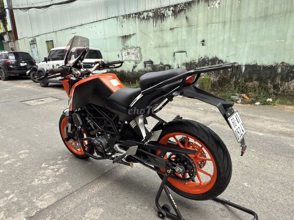 Duke 200 date 2019 chính chủ bán đồ zin còn đủ. Mua bán Xe máy tại Quận Bình Tân Tp Hồ Chí Minh được đăng bởi Tài Nho hình 4