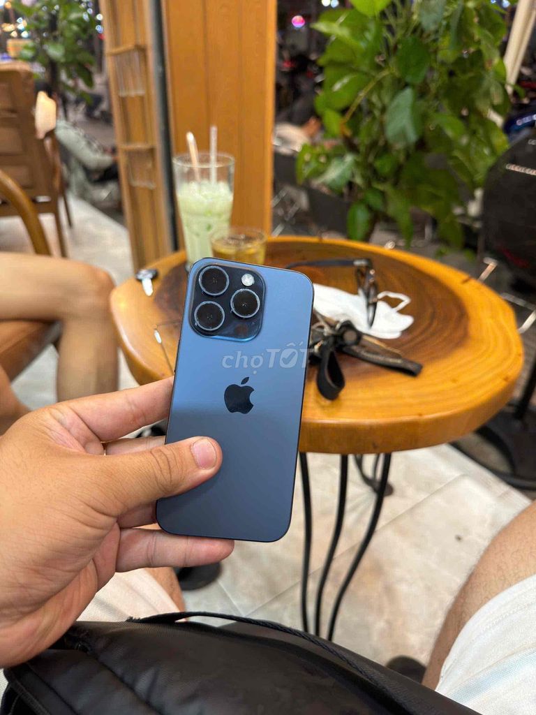 iPhone 15 Pro 256GB Xanh. Mua bán Điện thoại tại Thành phố Bến Tre Bến Tre được đăng bởi Tâm Táo Luxury hình 1