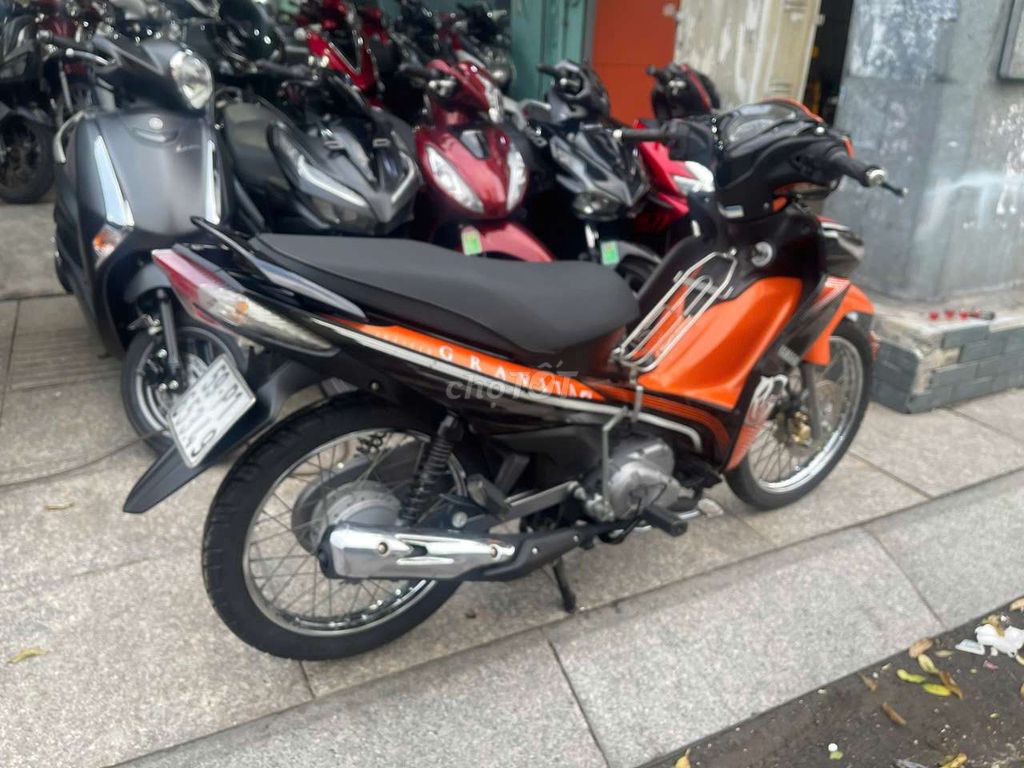 Yamaha Jupiter FI 2015 mới 90% biển số thành phố. Mua bán Xe máy tại Quận Tân Phú Tp Hồ Chí Minh được đăng bởi Tuanduy hình 6