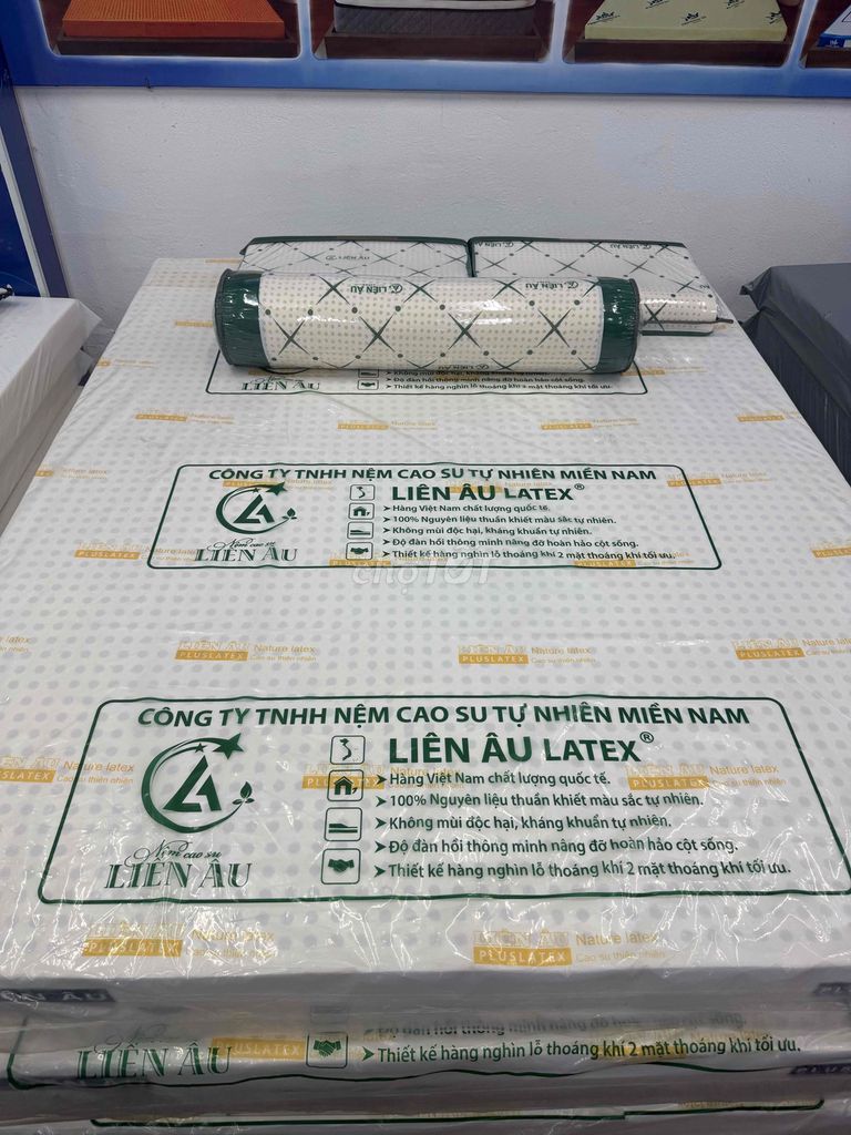 NỆM CSTN 100% LIÊN ÂU PLUS LATEX. Mua bán Giường, chăn ga gối nệm tại Quận Cẩm Lệ Đà Nẵng được đăng bởi Võ Phú Hoàng hình 1