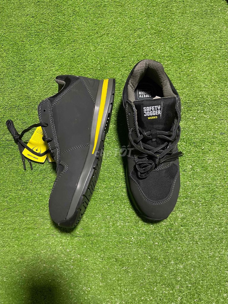 Giày bảo hộ Safety Jogger Đen. Mua bán Giày dép tại Thành phố Thuận An Bình Dương được đăng bởi Khanh Pham hình 1