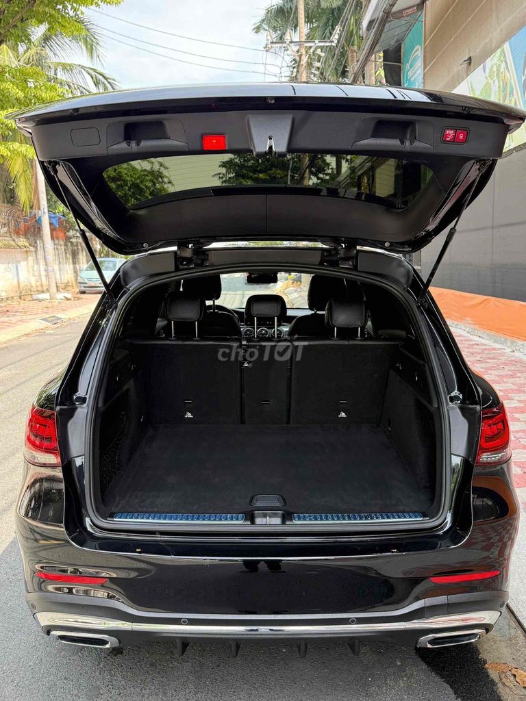 Mercedes GLC 300 4MATIC 2021  𝘽𝙞ể𝙣 𝙎ố Đấ𝐮 𝐆𝐢á. Mua bán Ô tô tại Thành phố Thủ Đức Tp Hồ Chí Minh được đăng bởi Vũ Vũ hình 3