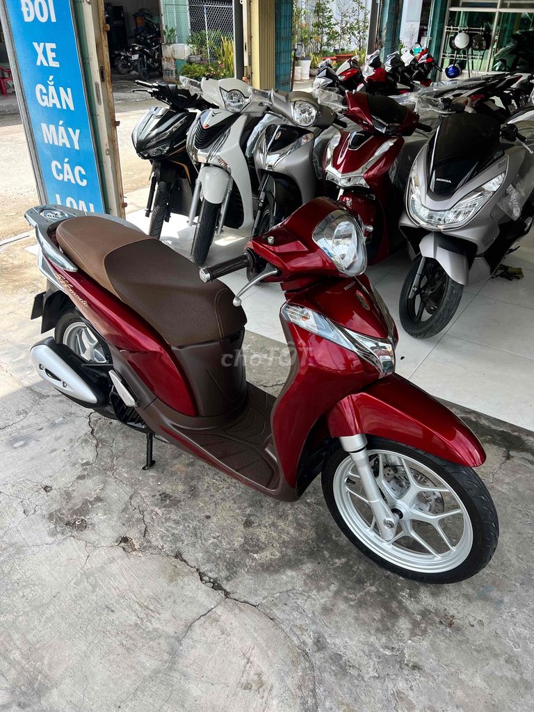 SH mode khoá Smakey Đẹp Zin (trả góp). Mua bán Xe máy tại Huyện Lai Vung Đồng Tháp được đăng bởi Cửa Hàng Xe Gắn Máy PHONG uy tín hình 1