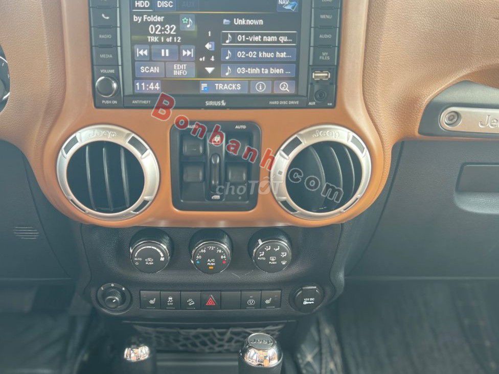 Jeep Wrangler Rubicon Unlimited - 1 Tỷ 680 Triệu. Mua bán Ô tô tại Thị xã La Gi Bình Thuận được đăng bởi Chu Đồng hình 3