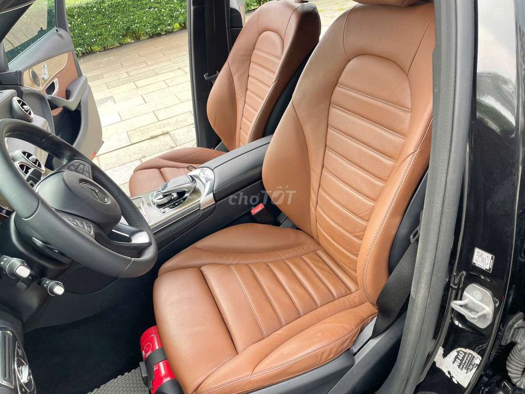 MERCEDES GLC250. Mua bán Ô tô tại Thành phố Thủ Đức Tp Hồ Chí Minh được đăng bởi Ms Hiệp  hình 5