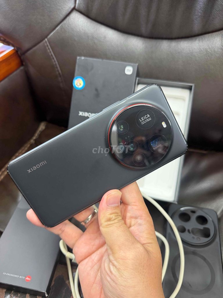 Xiaomi 15 Ultra 256GB Quốc tế Đen Đã sử dụng. Mua bán Điện thoại tại Quận 7 Tp Hồ Chí Minh được đăng bởi mrlao hình 1