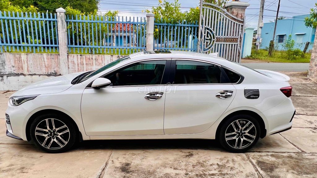 Xe kia cerato 2019 luxury 1.6 AT. Mua bán Ô tô tại Huyện Hàm Thuận Bắc Bình Thuận được đăng bởi Nguyễn Thanh Tấn hình 1