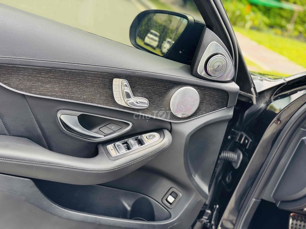 C300 AMG FULL ĐEN UP GALANG C63 BAO CHECK TEST. Mua bán Ô tô tại Quận Bình Tân Tp Hồ Chí Minh được đăng bởi Huỳnh Thiên Bảo hình 13