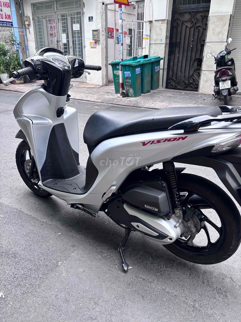 Vision 2021 - BSTP - 9 chủ - Máy Zin - Sơn Full