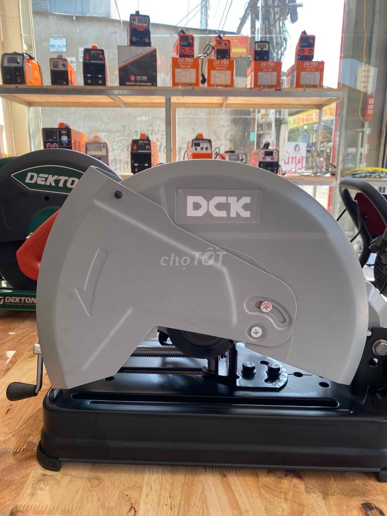 Máy cắt sắt DCK Thanh lý - Hỗ trợ trả góp. Mua bán Đồ chuyên dụng, Giống nuôi trồng tại Thành phố Buôn Ma Thuột Đắk Lắk được đăng bởi Máy Móc 24h hình 1