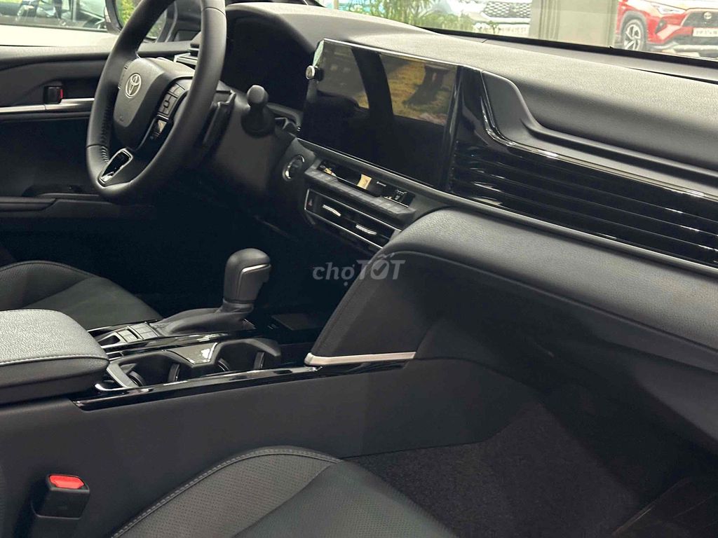 Toyota Camry - Giảm 100% Thuế Trước Bạ. Mua bán Ô tô tại Quận Gò Vấp Tp Hồ Chí Minh được đăng bởi Minh Duyên Toyota Gò Vấp hình 11