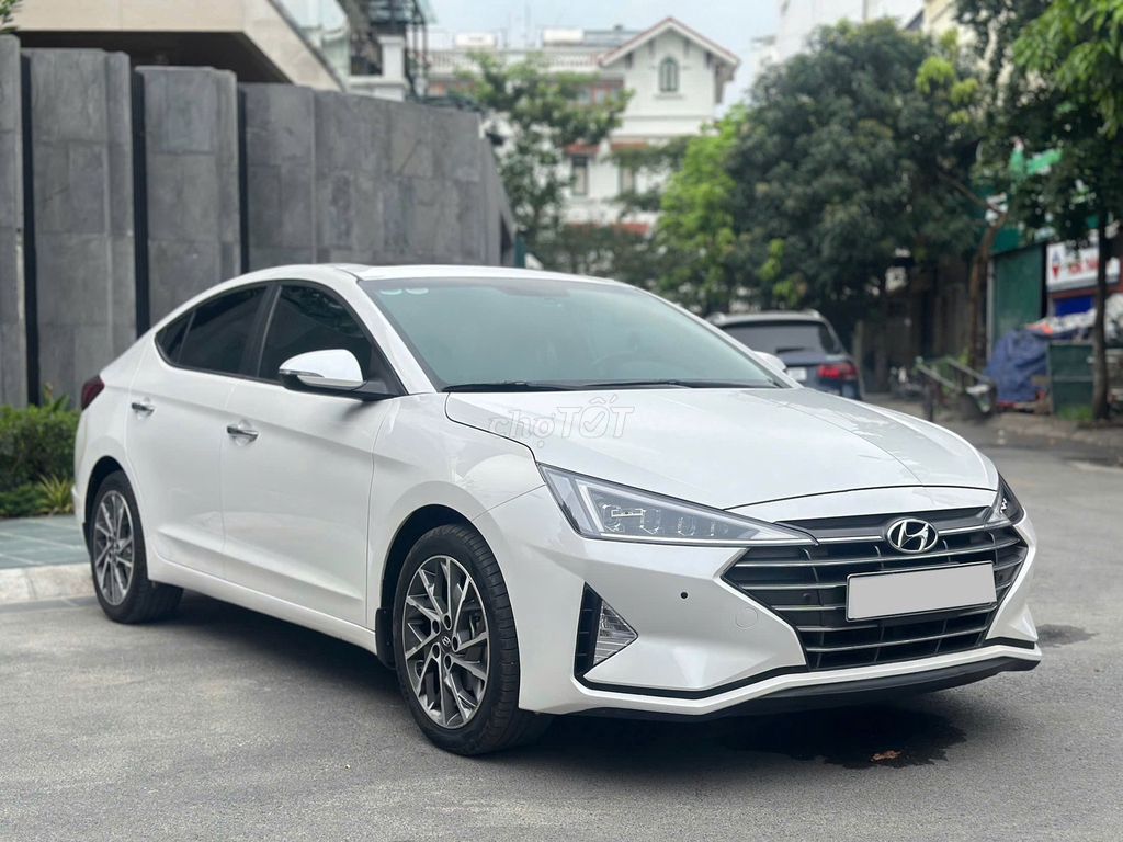Hyundai Elantra 2021 màu trắng 2.0AT. Mua bán Ô tô tại Quận Gò Vấp Tp Hồ Chí Minh được đăng bởi Thu Hà hình 11