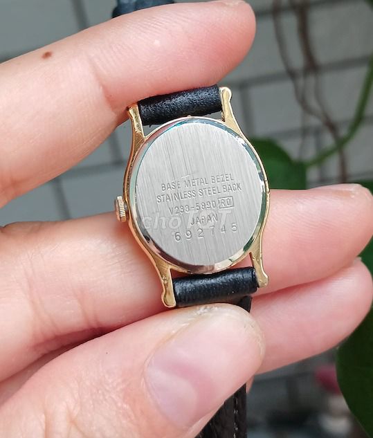 Alba -Đồng hồ Nữsize nhỏ mạ vàng chuẩn Nhật bềnđẹp. Mua bán Đồng hồ tại Huyện Nhà Bè Tp Hồ Chí Minh được đăng bởi Hàng hiệu Secondhand hình 6