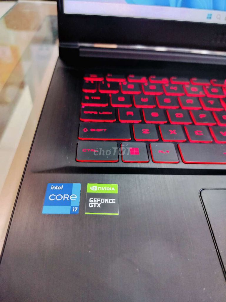 Quá rẻ cho 1 siêu phẩm i7 gaming nguyên zin vga