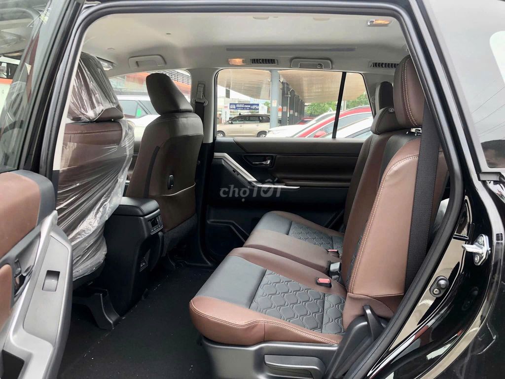🚗TOYOTA INNOVA CROSS 2.0V🚗 GIẢM 30 TRIỆU✨LS THẤP. Mua bán Ô tô tại Thành phố Thủ Đức Tp Hồ Chí Minh được đăng bởi TOYOTA ĐÔNG SÀI GÒN hình 10
