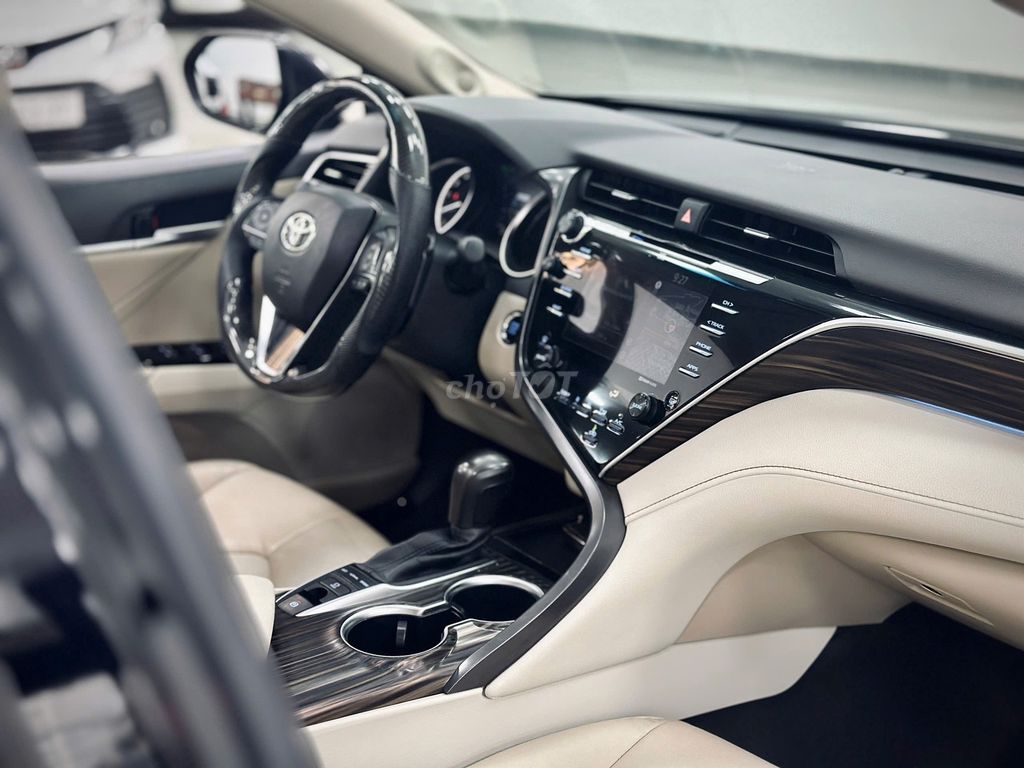 Toyota Camry 2.5Q Model 2022 siêu cọp. Mua bán Ô tô tại Quận 11 Tp Hồ Chí Minh được đăng bởi Kim Ngân Xe Lướt hình 13