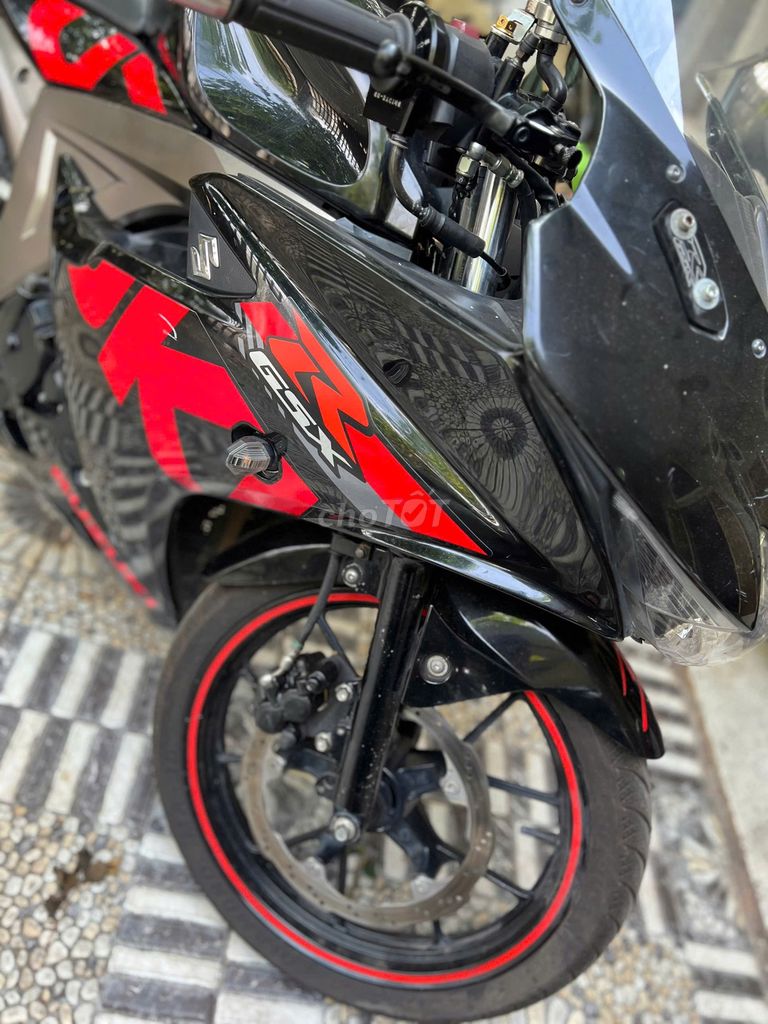 Suzuki GSX 2017 Đen Đỏ. Mua bán Xe máy tại Huyện Trảng Bom Đồng Nai được đăng bởi cửa hàng xe máy u kiệt hình 2