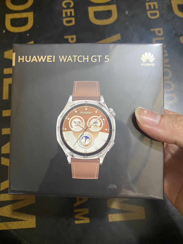 Huawei watch GT5 màu nâu newseal chính hãng