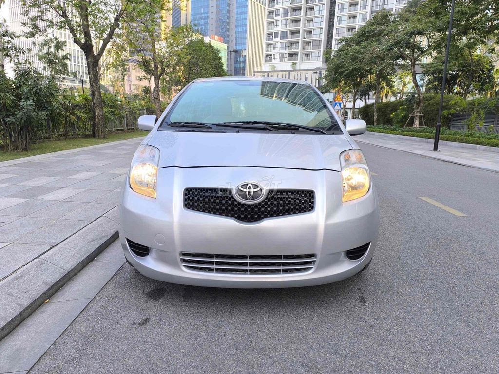 Toyota Yaris 2007 1.3 AT - 160000 km