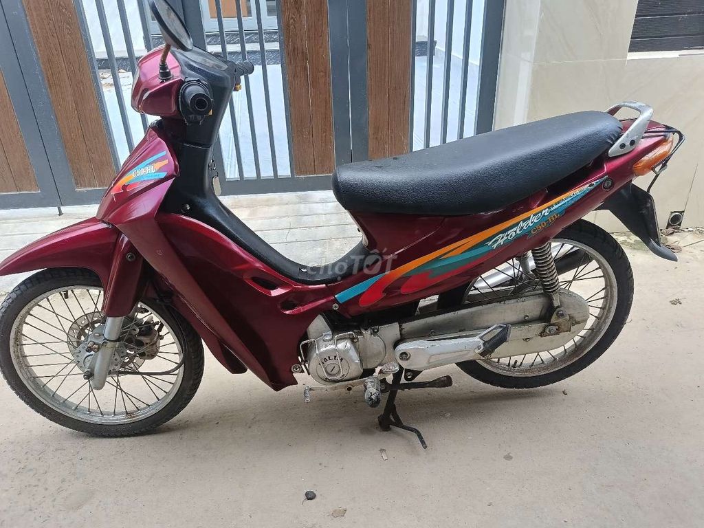 Красный мопед Holder 50CC