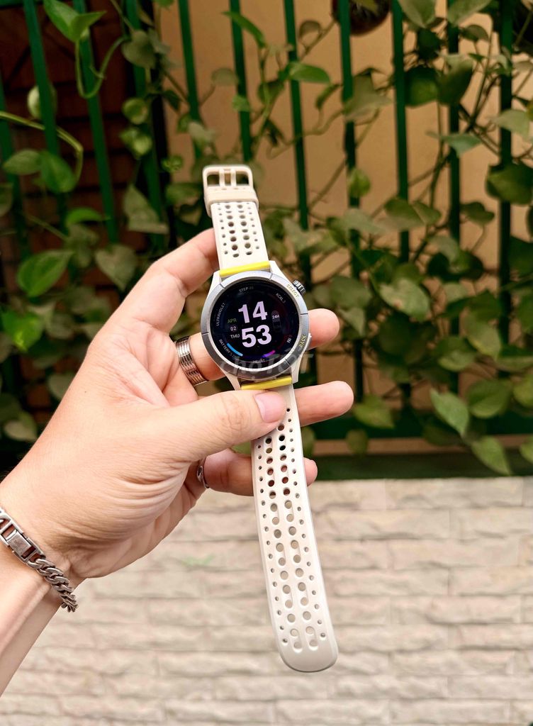 Amazfit Cheetah Round Trắng. Mua bán Thiết bị đeo thông minh tại Quận 10 Tp Hồ Chí Minh được đăng bởi Huyn Bin hình 1