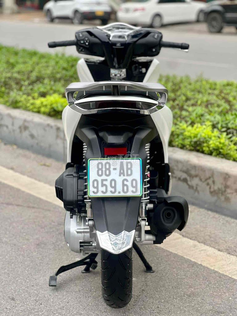 SH 160i ABS 2024 BIỂN VIP LƯỚT ZIN 2000Km_BH 3 NĂM