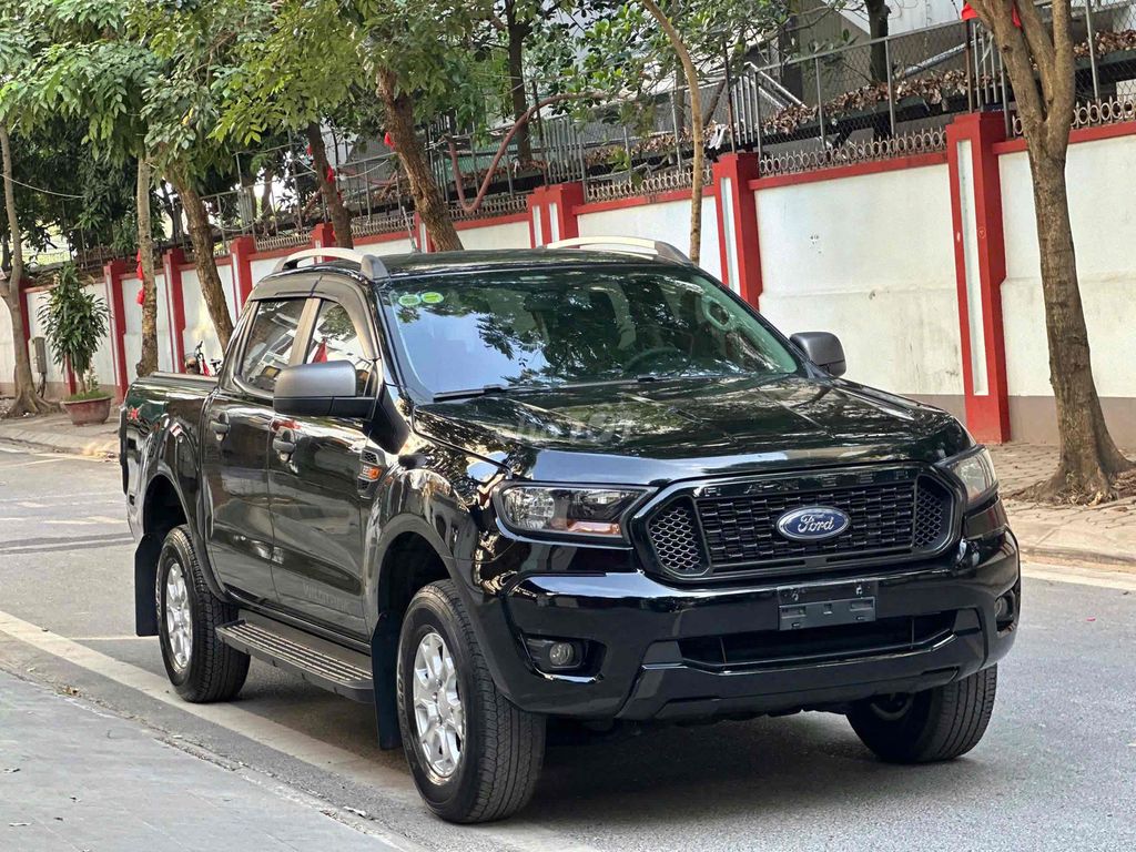 Ford Ranger XLS 2.2AT 4x2 sx 2021 màu đen đẹp. Mua bán Ô tô tại Quận Cầu Giấy Hà Nội được đăng bởi Cao Quý hình 3