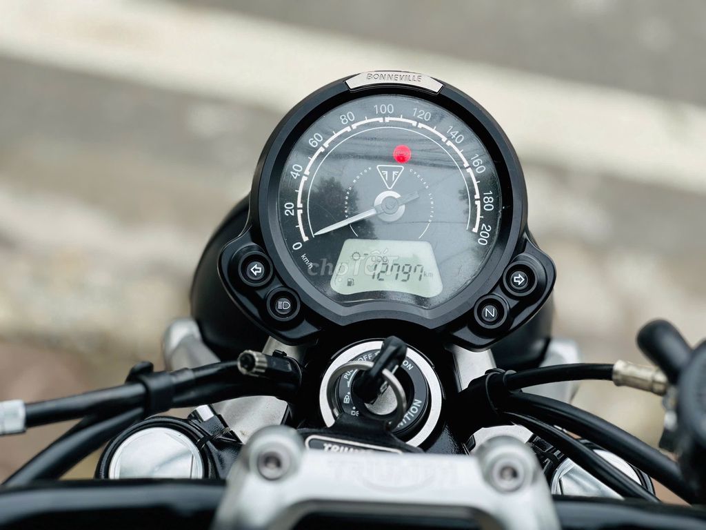 Mạnh Hà Motor bán triumph streetwin900 2019 12k hn. Mua bán Xe máy tại Quận Bắc Từ Liêm Hà Nội được đăng bởi Mạnh Hà Motor hình 6