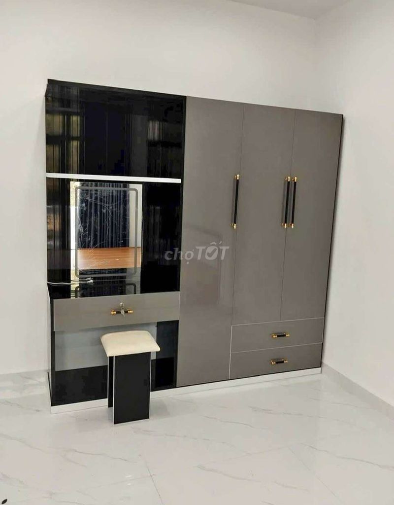 TỦ NHỰA ĐÀI LOAN 3 CÁNH LIỀN BÀN TRANG ĐIỂM . Mua bán Tủ, kệ gia đình tại Quận 5 Tp Hồ Chí Minh được đăng bởi Tủ nhựa đài loan hoàng quân hình 1
