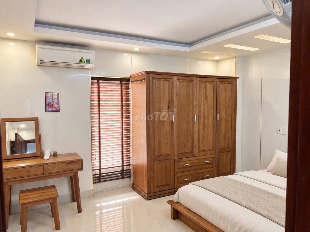 Cho Thuê nhà đẹp 3PN full nội thất MT Nguyễn Thiện Kế, gần biển Mỹ Khê