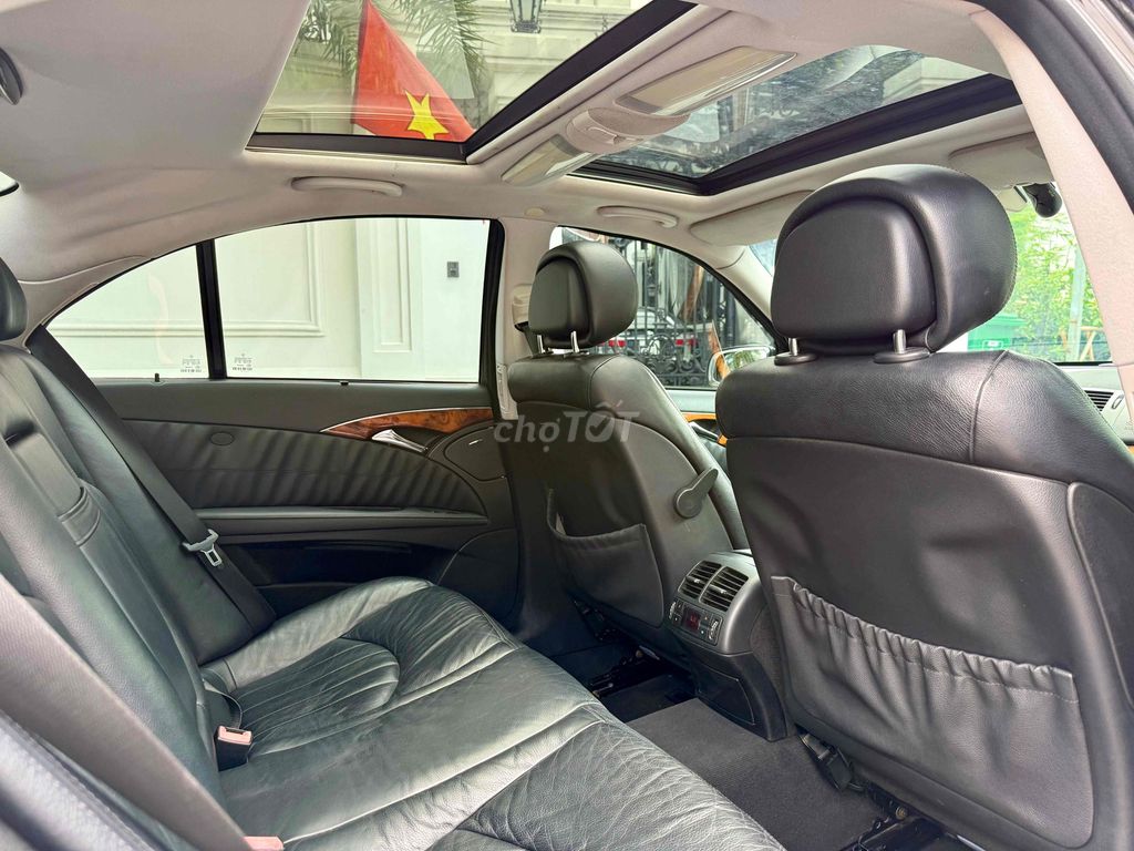 Mercedes Benz E280 date 2008 xe chuẩn đẹp zin. Mua bán Ô tô tại Quận Gò Vấp Tp Hồ Chí Minh được đăng bởi Kim Kim hình 11