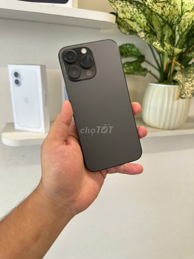 iPhone 14 Promax 128GB Đen LL/A Giá HSSV. Mua bán Điện thoại tại Quận Đống Đa Hà Nội được đăng bởi Hiếu hình 1