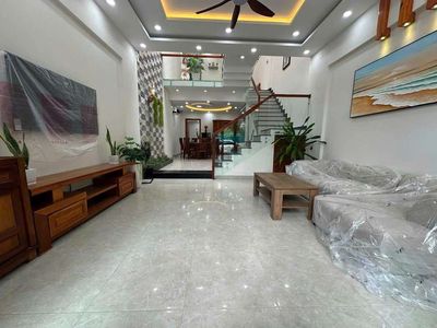Rent · 3 bd · 80 м² · Quận Ngũ Hành Sơn, ул. Đường Đa Mặn 14