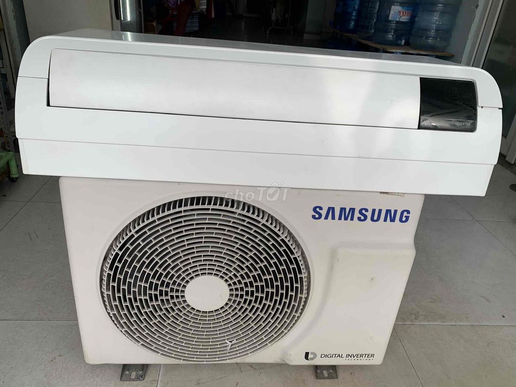 Dọn chổ ở cần bán lại máy lạnh 1.5 ngựa inverter