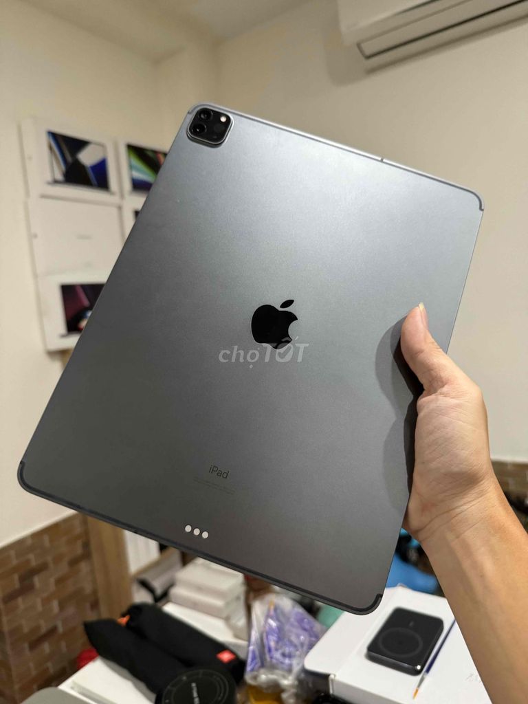 iPad Pro 12.9inch 2020 • 256GB 5G