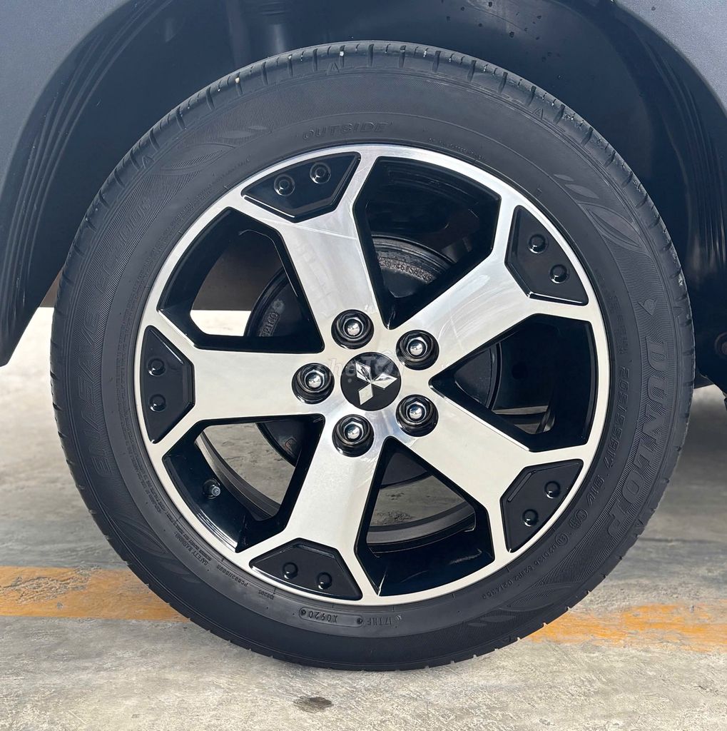 Mitsubishi Xpander Cross 2020 AT - 30000 km. Mua bán Ô tô tại Huyện Hóc Môn Tp Hồ Chí Minh được đăng bởi Đạt hình 5