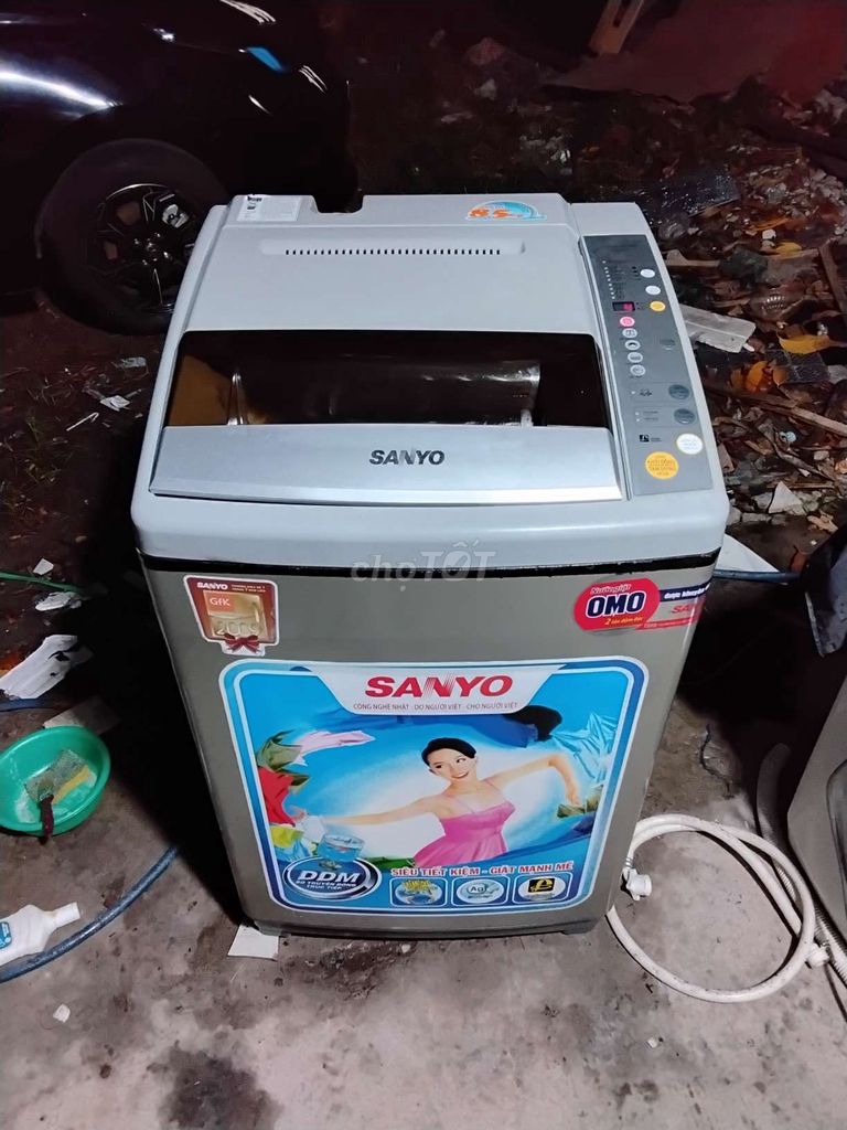 Thanh lý máy giặt sanyo 8,5ký giặt vắt êm bao test