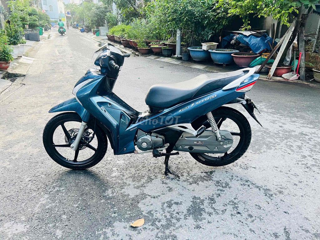 HONDA FUTURE Fi 125cc.ĐK 2021 -HỖ TRỢ GÓP. Mua bán Xe máy tại Quận Gò Vấp Tp Hồ Chí Minh được đăng bởi CẦM ĐỒ NĂM LINH hình 5