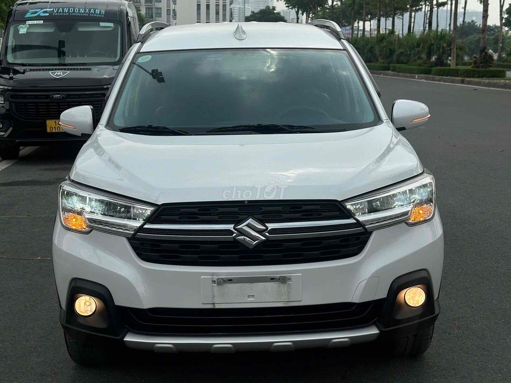 Suzuki XL7 2022 белый 88000 км