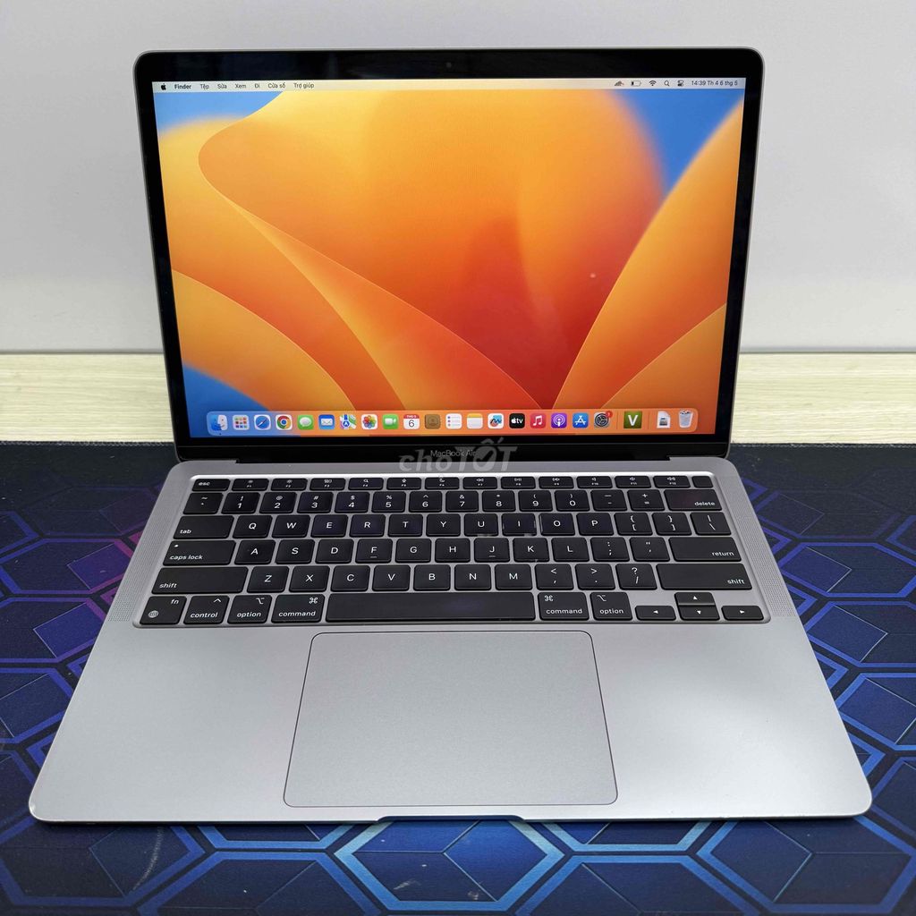 Apple MacBook Air M1 13.3 inch 16GB/256GB 98% mới. Mua bán Laptop tại Quận 3 Tp Hồ Chí Minh được đăng bởi Trang Nguyen hình 1