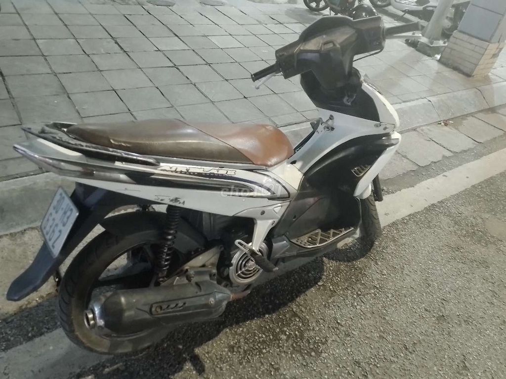 Honda Air Blade 110 с ханойскими номерами 30H3 недорого