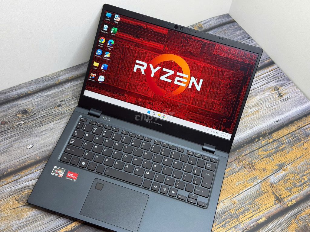 Laptop Dynabook -> Siêu Nhẹ -> Chỉ 8 lạng. Mua bán Laptop tại Quận Gò Vấp Tp Hồ Chí Minh được đăng bởi Lê Minh hình 1