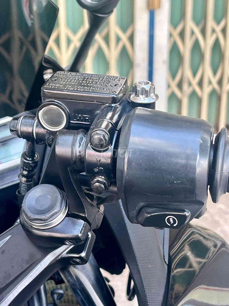 Honda CBR 150R 2018. Mua bán Xe máy tại Thành phố Vũng Tàu Bà Rịa - Vũng Tàu được đăng bởi Cao Trí hình 19