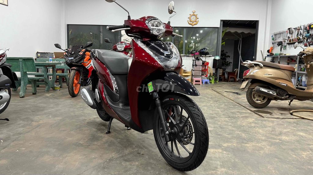 SH Mode ABS smartkey, máy zin, dàn áo đẹp như mới. Mua bán Xe máy tại Thành phố Long Khánh Đồng Nai được đăng bởi Cửa Hàng Xe Máy Cũ Thành Phát Đồng Nai hình 2