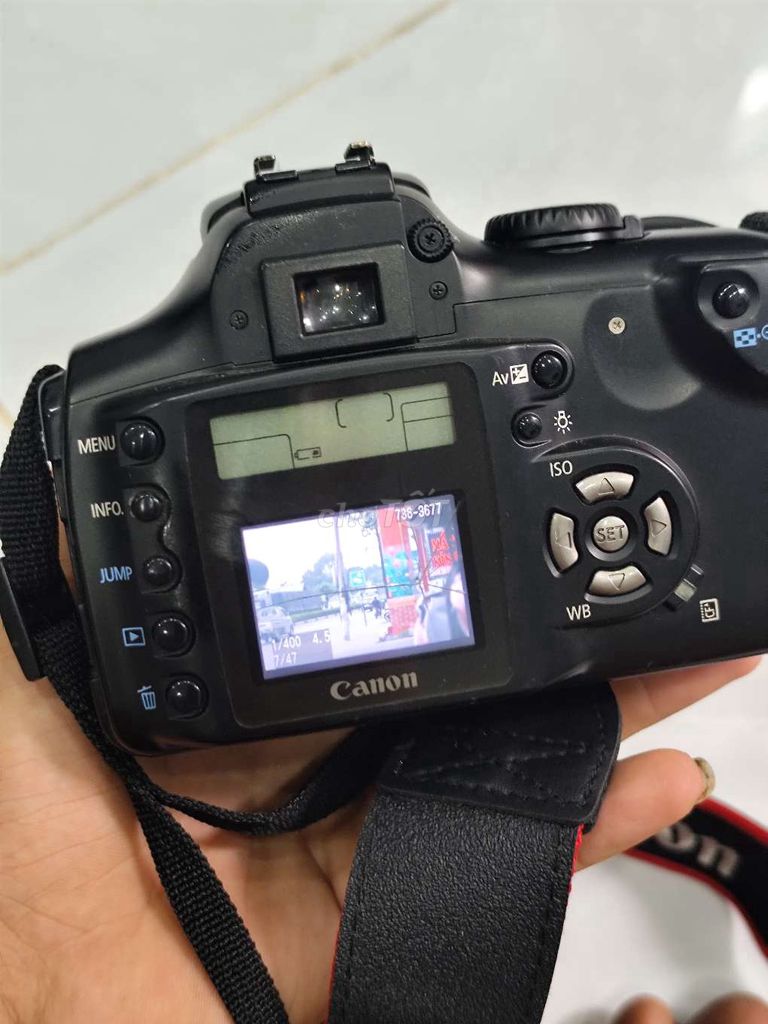 Máy ảnh Canon DSLR Đen. Mua bán Máy ảnh, Máy quay tại Thị xã Tân Uyên Bình Dương được đăng bởi trần việt hình 1