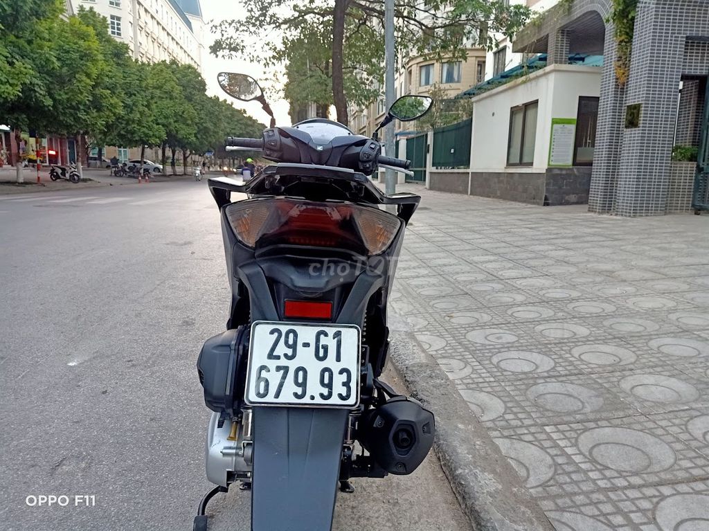 HONDA SH 125I XANH TÍM CHÍNH CHỦ 2018 BIỂN 29. Mua bán Xe máy tại Quận Nam Từ Liêm Hà Nội được đăng bởi MAI HÒA hình 5