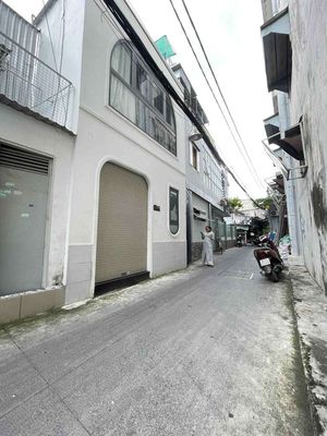 Bán nhà Trung Tâm Q8,khu vực hiếm nhà bán,sổ riêng, nhỉnh 3tỷ. Mua bán nhà ở tại Quận 8 Tp Hồ Chí Minh được đăng bởi Lan Anh