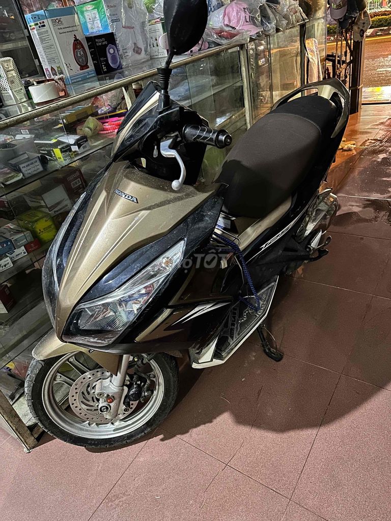 Bán xe Air Blade chính chủ người dùng. Mua bán Xe máy tại Huyện Vĩnh Tường Vĩnh Phúc được đăng bởi Hoang Quang hình 1