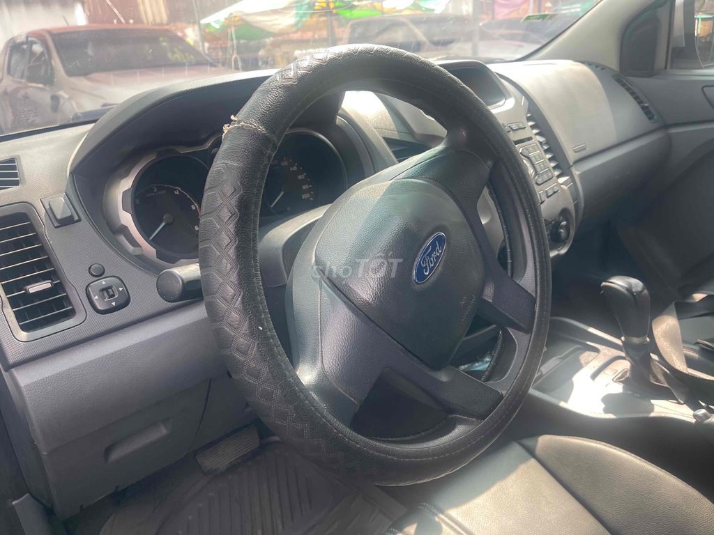 Ford Ranger 2014 XLS 2.2 4x2 AT. Mua bán Ô tô tại Huyện Hóc Môn Tp Hồ Chí Minh được đăng bởi hoang van hình 5